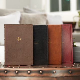 NRSV Catholic Bible Thinline Edition Photo2